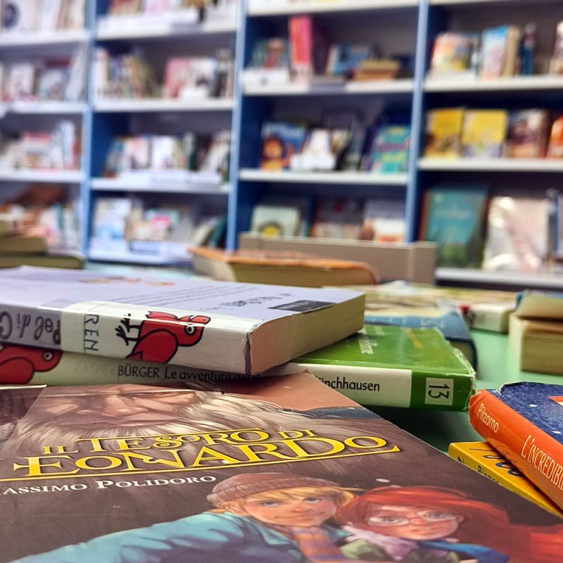 Sezione bambini biblioteca